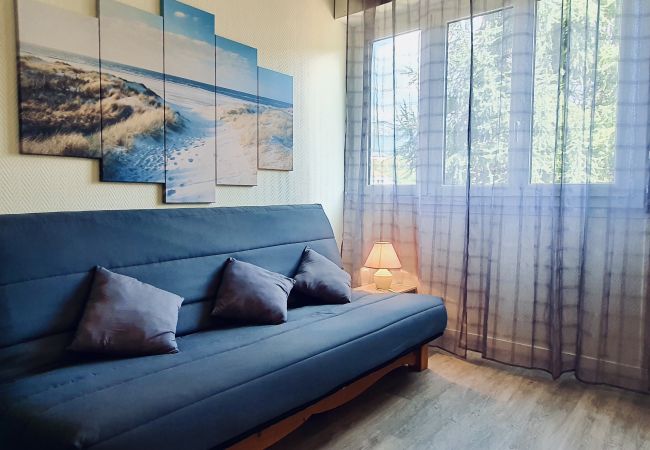  in Annecy - ANNECY : #STUDIO #MONT VEYRIER #SEMNOZ #VISITATION