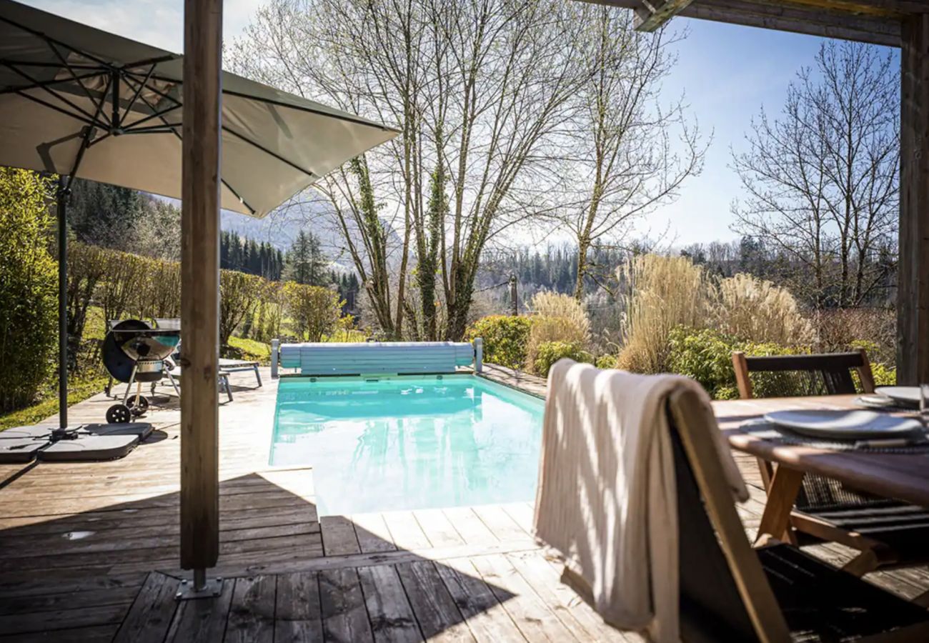 Chalet in Nâves-Parmelan - Venez Chez Vous Le Cocon du Parmelan