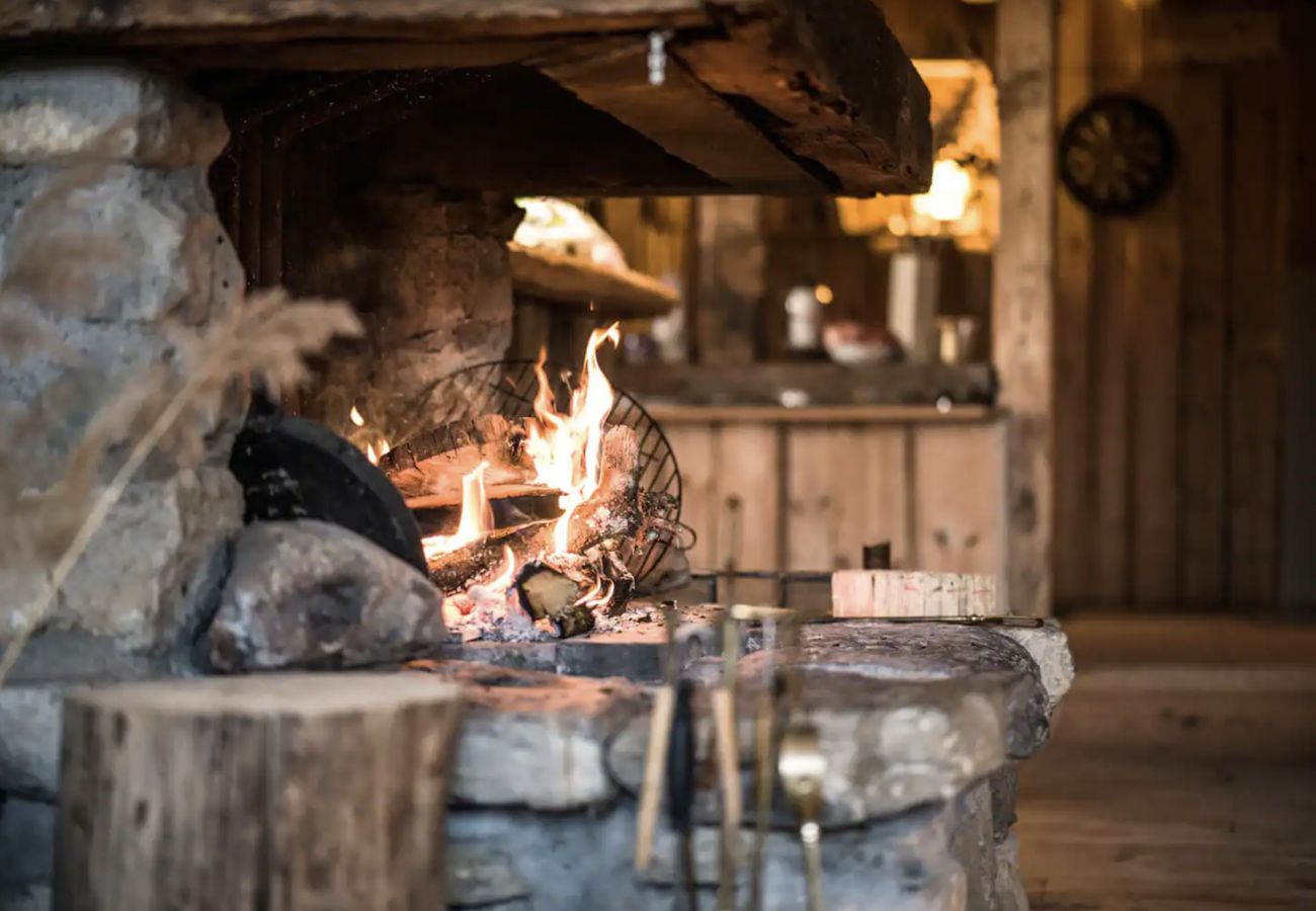 Chalet in Talloires-montmin - Venez Chez Vous Cosy Chalet le banc du cerf