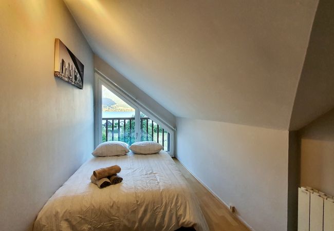 Apartment in Sévrier - Charmant duplex à deux pas du lac Apartment in Sévrier - Charmant duplex à deux pas du lac