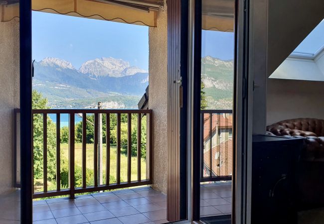 Apartment in Sévrier - Charmant duplex à deux pas du lac Apartment in Sévrier - Charmant duplex à deux pas du lac