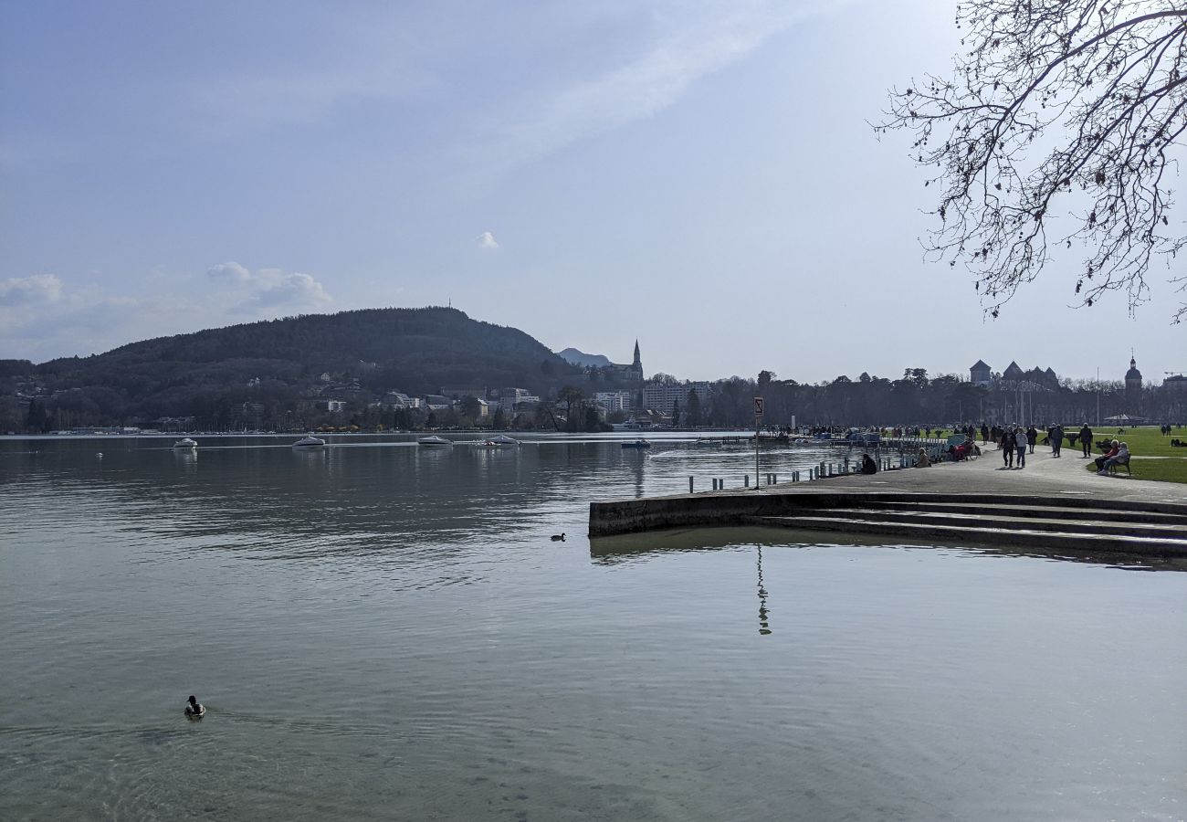 Apartment in Annecy - Azur 4* Bleu lumineux  Annecy centre-ville et lac