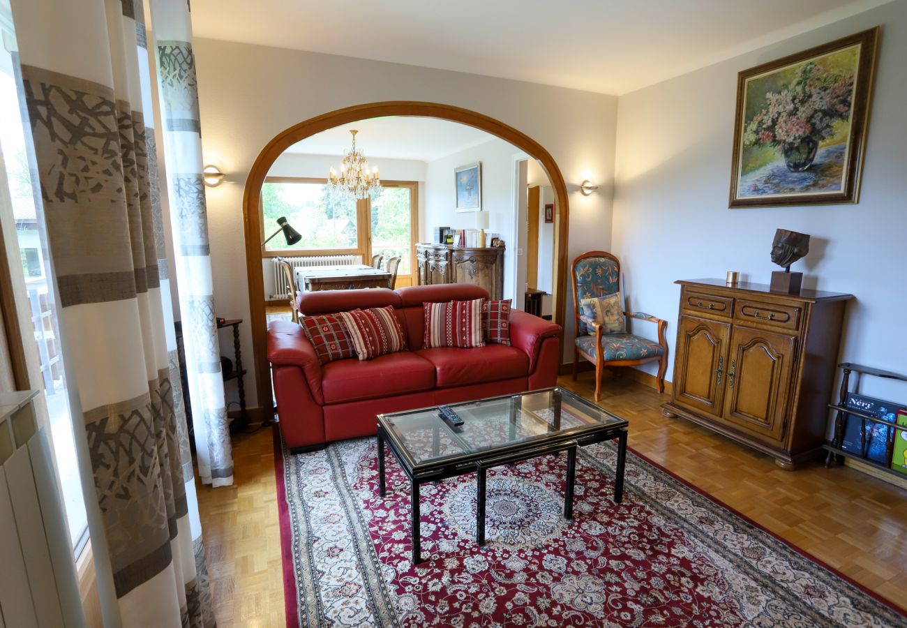 Apartment in Annecy-le-Vieux - Le Vintage, grand appartement avec jardin proche d
