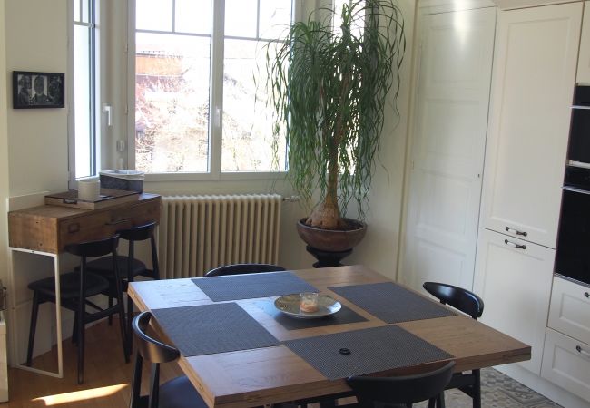 Apartment in Annecy - Le Chappuisien 4* charme et luxe en vieille ville