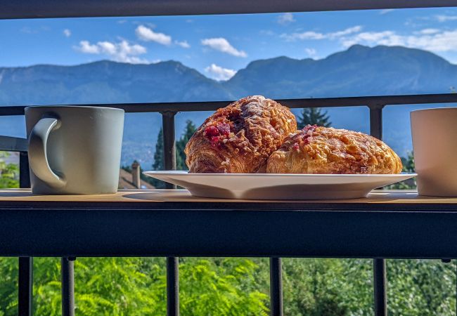 Apartment in Sévrier - L'Écrin Vue Lac Apartment in Sévrier - L'Écrin Vue Lac