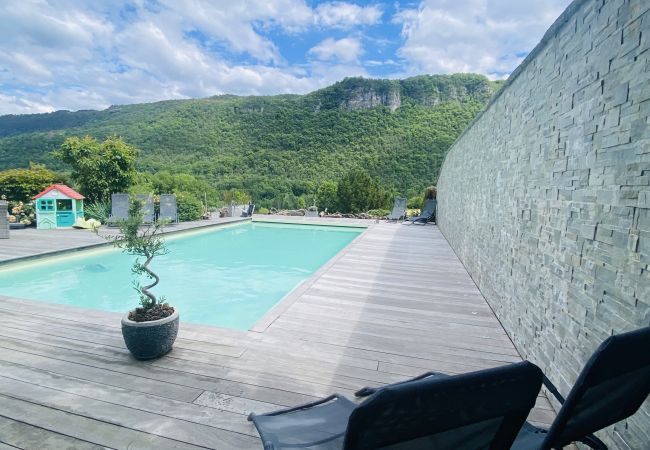  in Annecy - Villa des  3 fontaines