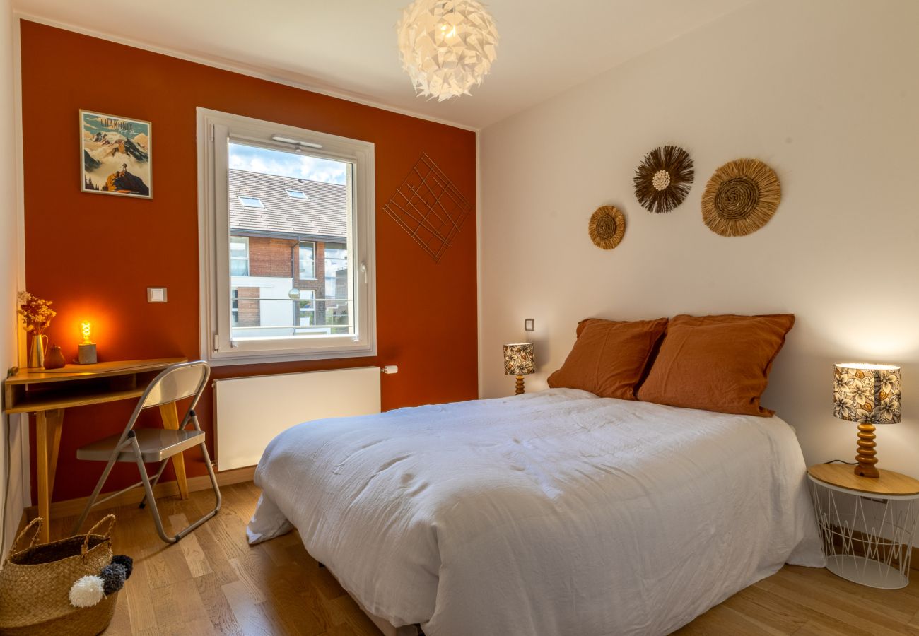 Apartment in Saint-Jorioz - Tournette, vue montagne & belle terrasse