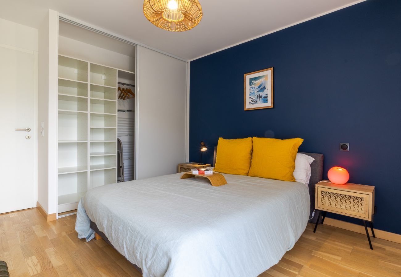 Apartment in Saint-Jorioz - Tournette, vue montagne & belle terrasse