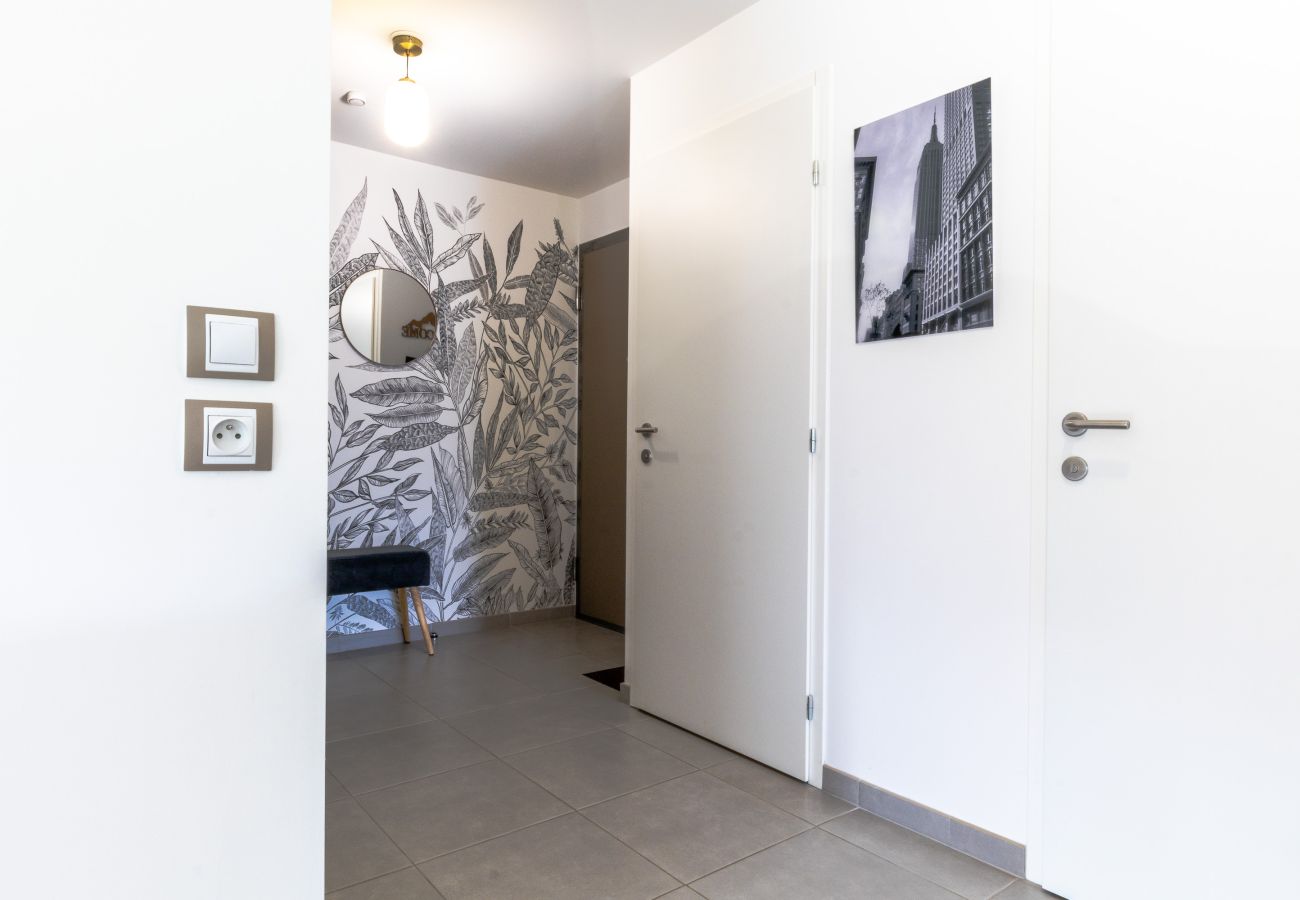 Apartment in Saint-Jorioz - Tournette, vue montagne & belle terrasse
