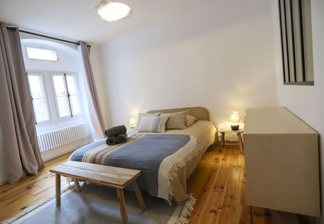 Appartement à Annecy - Le Thiou, Spacieux T3 Annecy