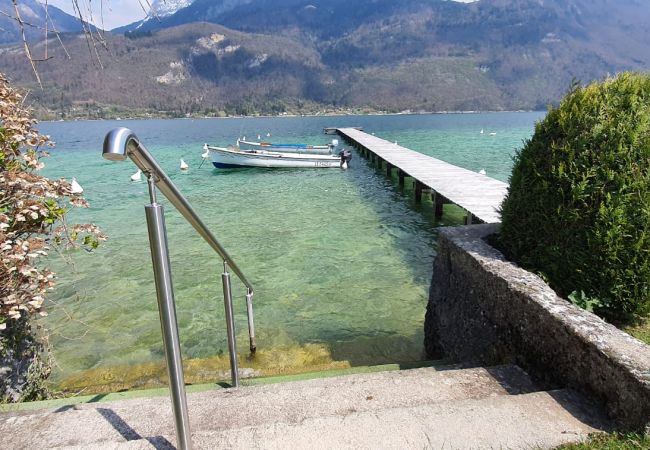 Studio à Doussard - Studio en bordure de Lac Studio à Doussard - Studio en bordure de Lac