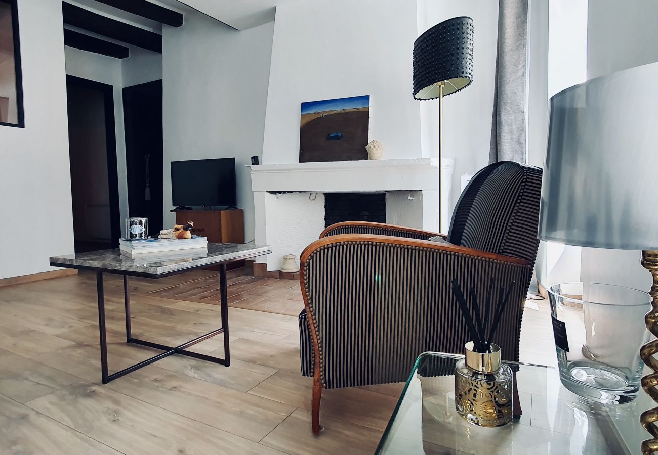 Appartement à Annecy - Le Carnot 2* Hypercentre Vieille Ville Annecy