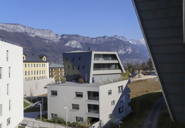 Appartement à Annecy - La Plume appartement avec parking et vue lac