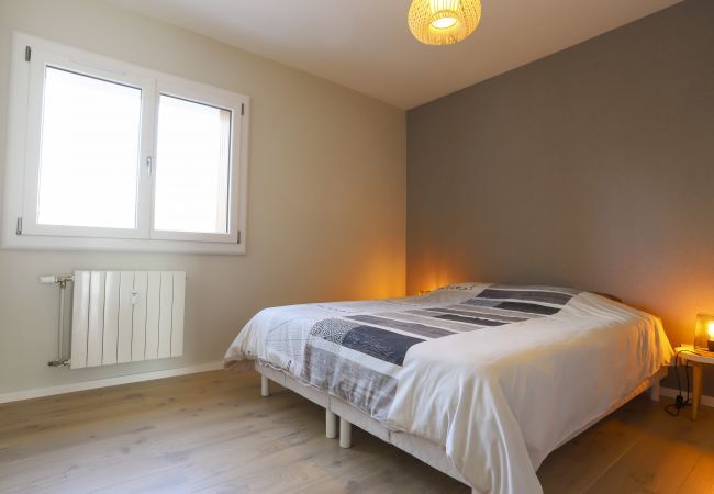 Appartement à Annecy - Azur 4* Bleu lumineux  Annecy centre-ville et lac Appartement à Annecy - Azur 4* Bleu lumineux  Annecy centre-ville et lac