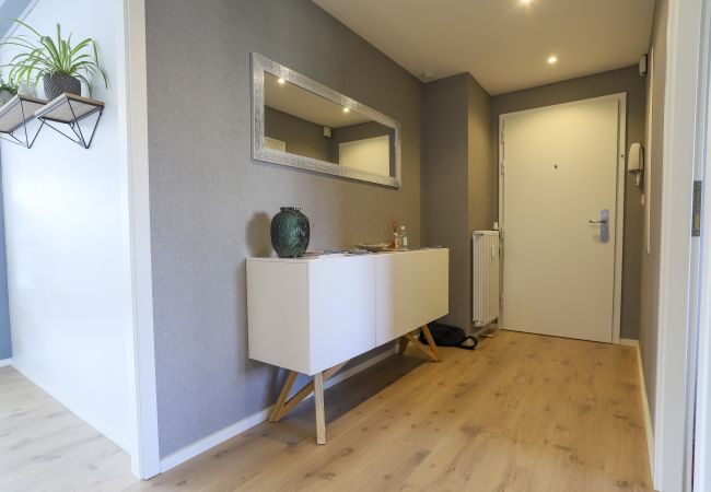 Appartement à Annecy - Azur 4* Bleu lumineux  Annecy centre-ville et lac Appartement à Annecy - Azur 4* Bleu lumineux  Annecy centre-ville et lac