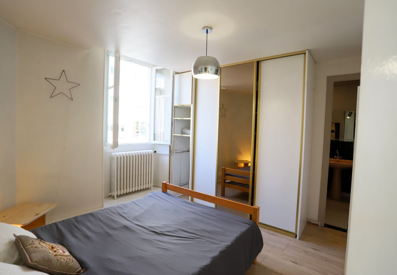 Appartement à Annecy - L'étoile logement hypercentre avec balcon