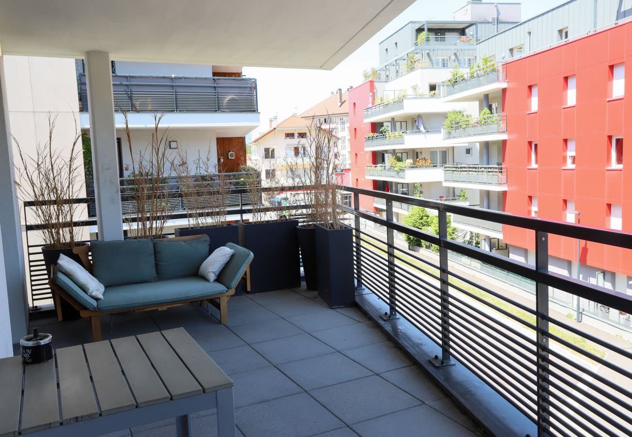 Appartement à Annecy - Sainté, 3* terrasse proche du centre-ville, calme