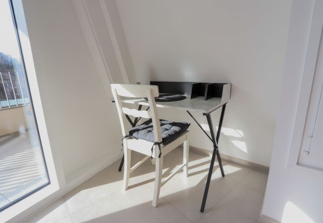 Appartement à Annecy - Le nid du lac d'Annecy Appartement à Annecy - Le nid du lac d'Annecy