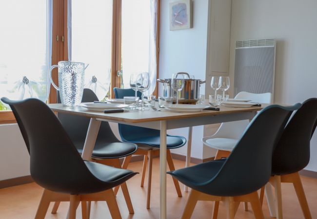 Appartement à Sévrier - L'Écrin Vue Lac Appartement à Sévrier - L'Écrin Vue Lac