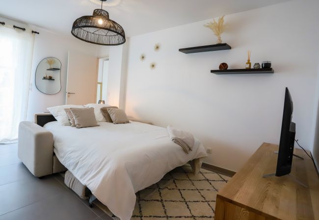 Appartement à Annecy - Gambetta calme et confort avec balcon à Annecy