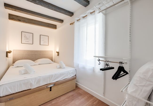 Appartement à Annecy - L'Escale bleue Appartement à Annecy - L'Escale bleue