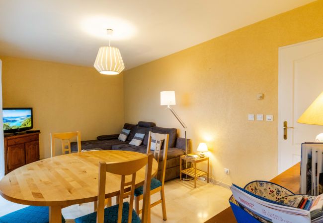 Appartement à Annecy - Le Gouverneur, 100m du lac avec parking Appartement à Annecy - Le Gouverneur, 100m du lac avec parking