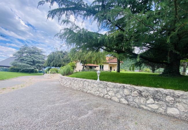 Maison à Annecy - Villa des  3 fontaines Maison à Annecy - Villa des  3 fontaines