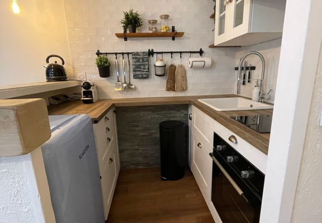 Studio à Annecy - Manaslu plein centre charmant et chaleureux Studio à Annecy - Manaslu plein centre charmant et chaleureux