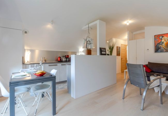 Appartement à Talloires - Éclat 3*/ Parking Gratuit-Proche lac et golf-Au ca Appartement à Talloires - Éclat 3*/ Parking Gratuit-Proche lac et golf-Au ca
