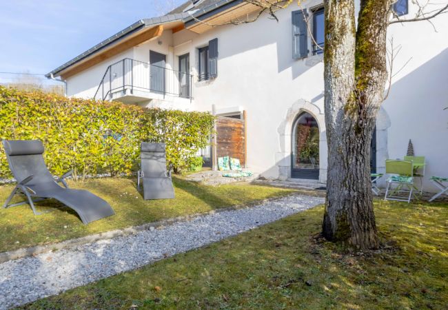 Appartement à Talloires - Éclat 3*/ Parking Gratuit-Proche lac et golf-Au ca Appartement à Talloires - Éclat 3*/ Parking Gratuit-Proche lac et golf-Au ca