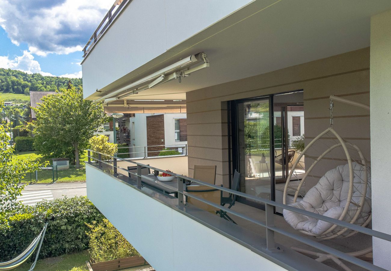 Appartement à Saint-Jorioz - Tournette, vue montagne & belle terrasse